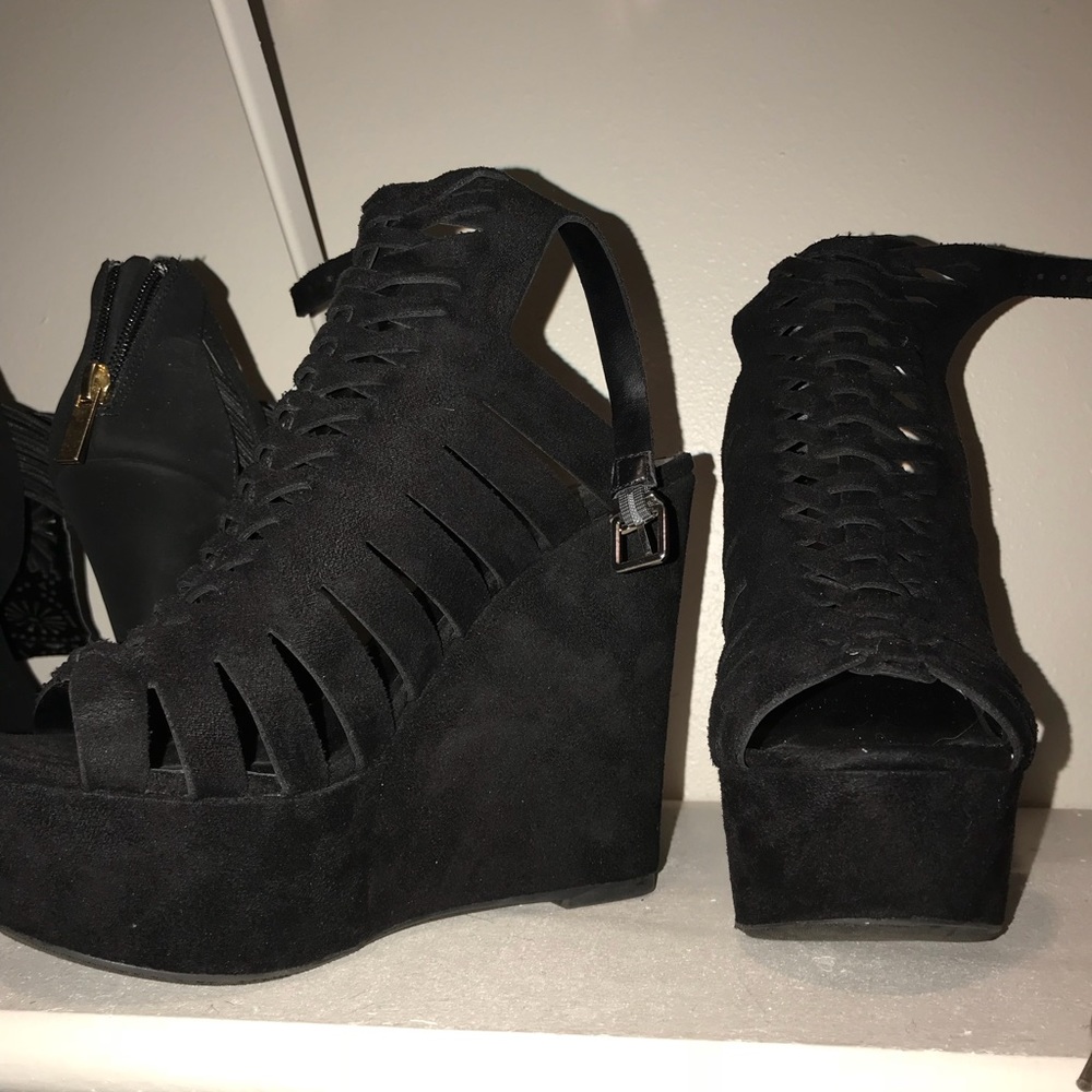 Charlotte Russe Black wedges